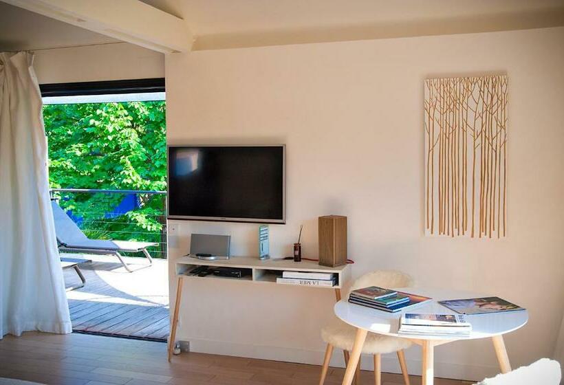 تختخواب و صبحانه Chambre D Hôtes Clos Du Petit Jésus