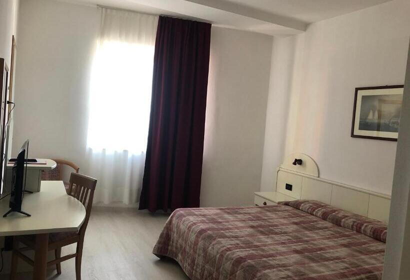 فندق Alpi Del Mare