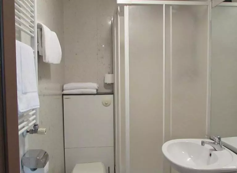 ホテル Alpi Del Mare