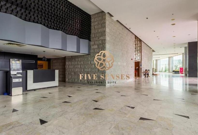 Dua Sentral Kuala Lumpur, Roam