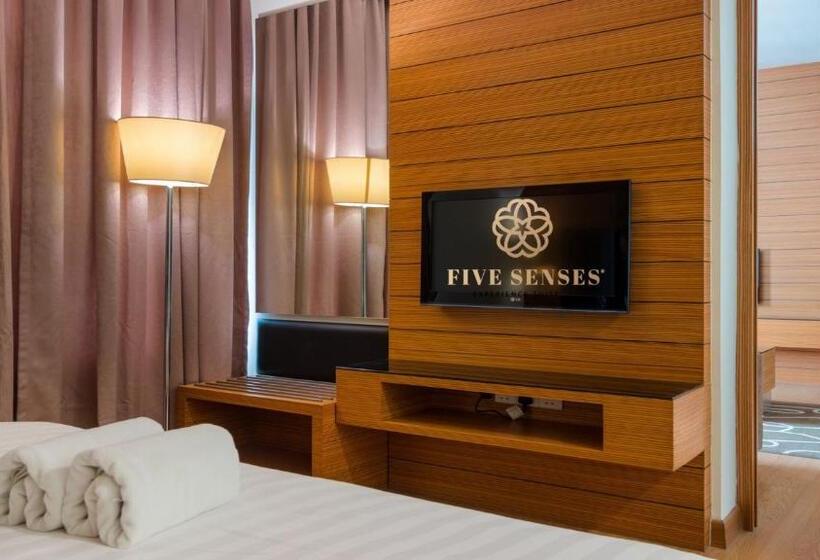 Dua Sentral Kuala Lumpur, Roam