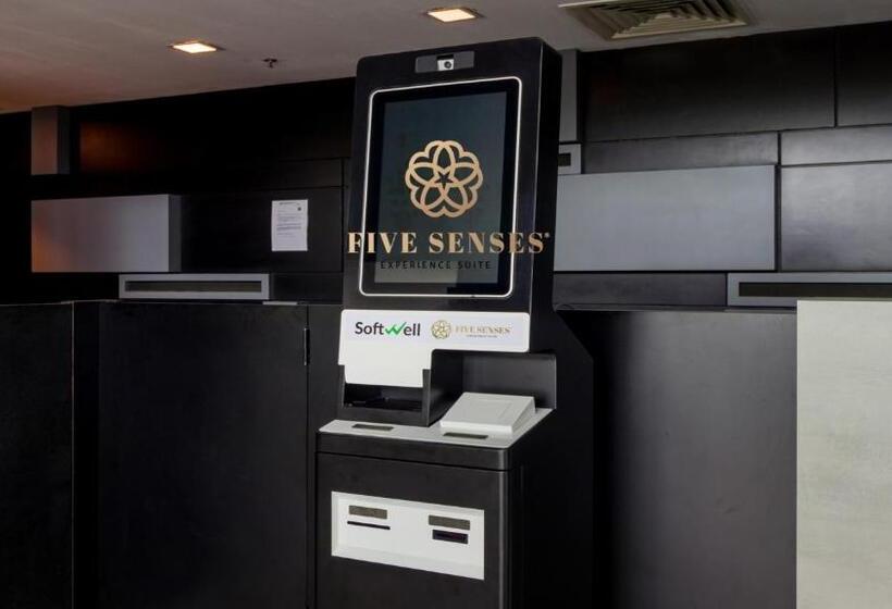 Dua Sentral Kuala Lumpur, Roam