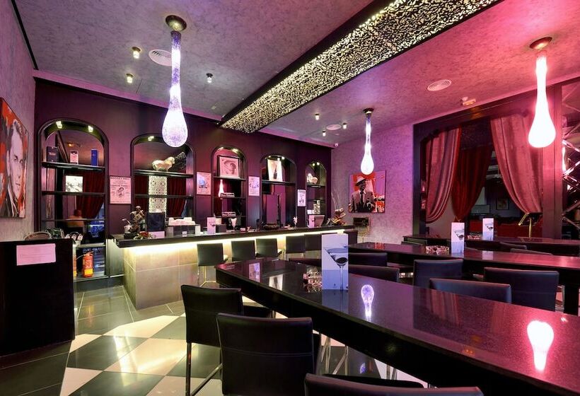 Adam Park Marrakech Hotel & Spa