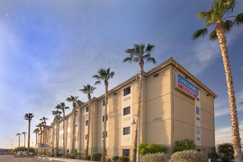 Отель Candlewood Suites Yuma, An Ihg