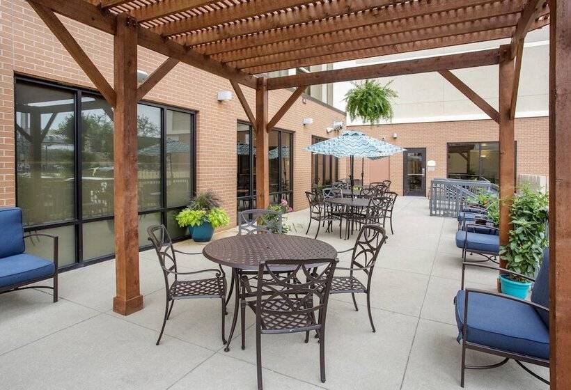 בית מלון כפרי Fairfield Inn & Suites Louisville Downtown