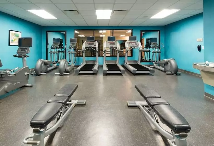 هتل Fairfield Inn & Suites Louisville Downtown