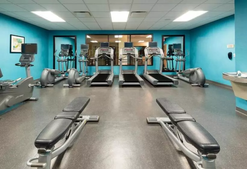 هتل Fairfield Inn & Suites Louisville Downtown