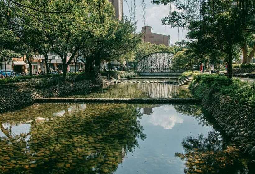 Guide Hotel Hsinchu Zhongyang