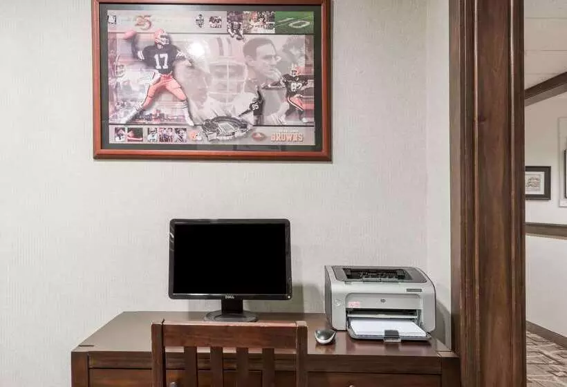 فندق Hawthorn Extended Stay By Wyndham Seville