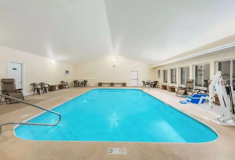 فندق Hawthorn Extended Stay By Wyndham Seville