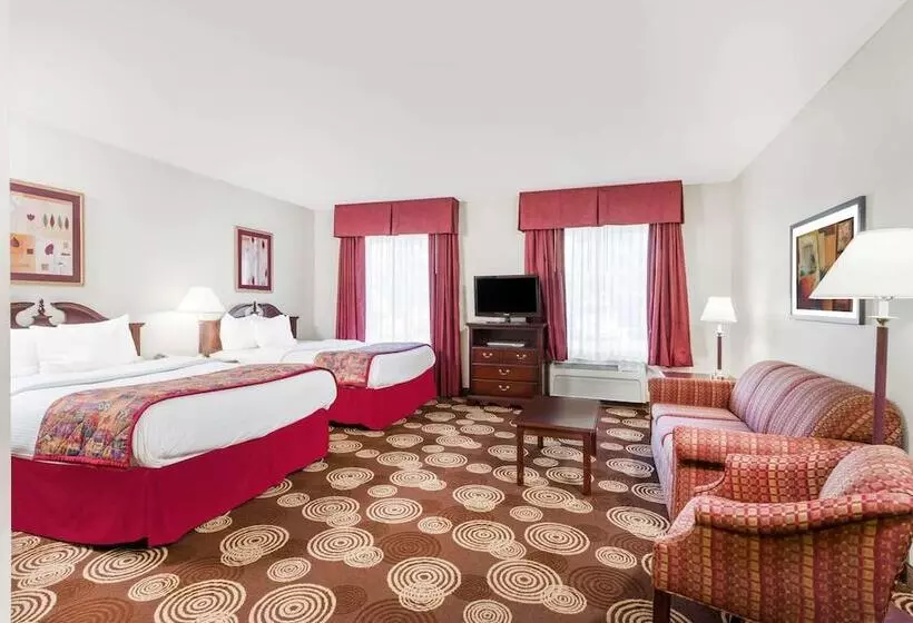 فندق Hawthorn Extended Stay By Wyndham Seville