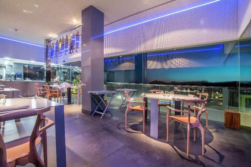 Higueron Hotel Malaga, Curio Collection By Hilton