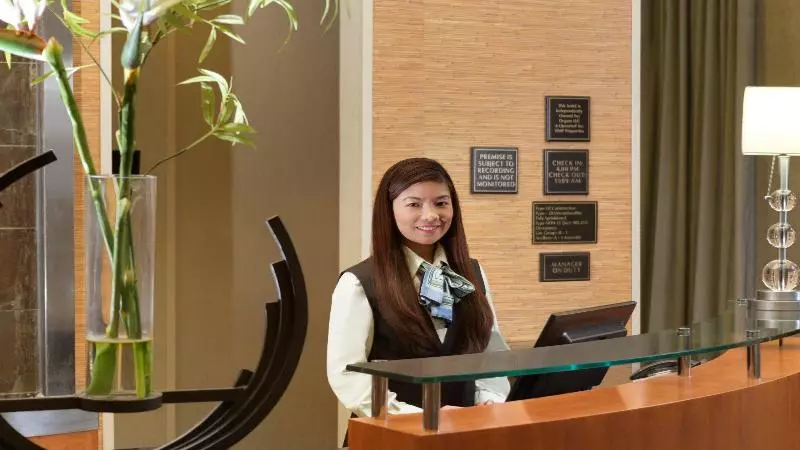 Holiday Inn Hotel & Suites Gateway, An Ihg