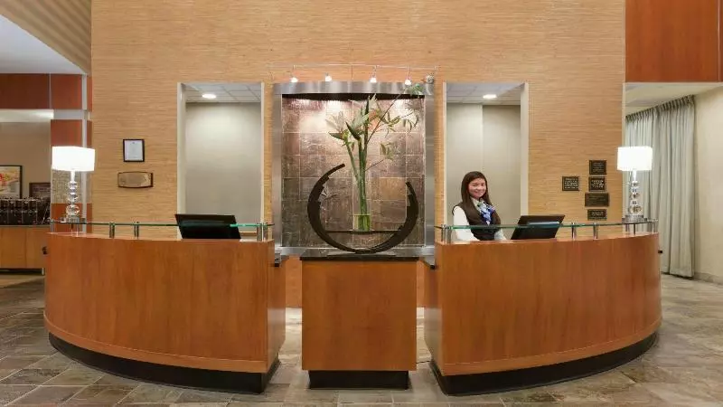 Holiday Inn Hotel & Suites Gateway, An Ihg