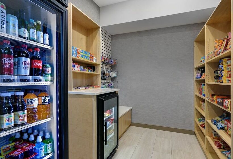 בית מלון כפרי Holiday Inn Express Newport, An Ihg