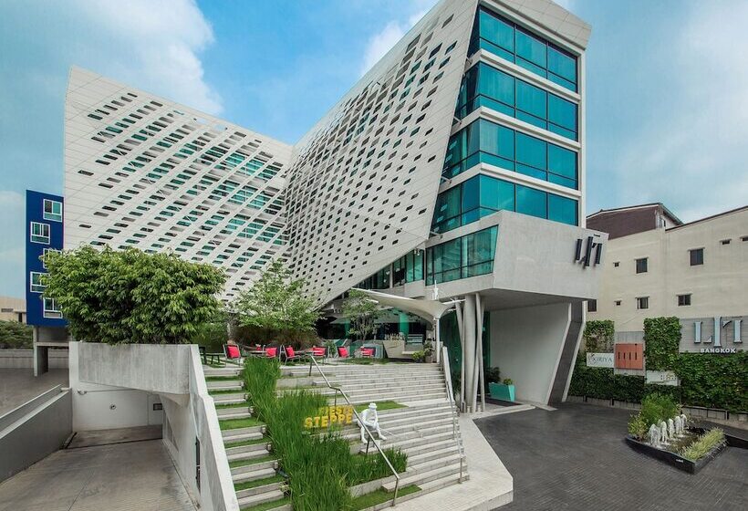 בית מלון כפרי Lit Bangkok