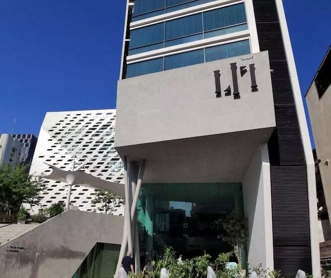 בית מלון כפרי Lit Bangkok