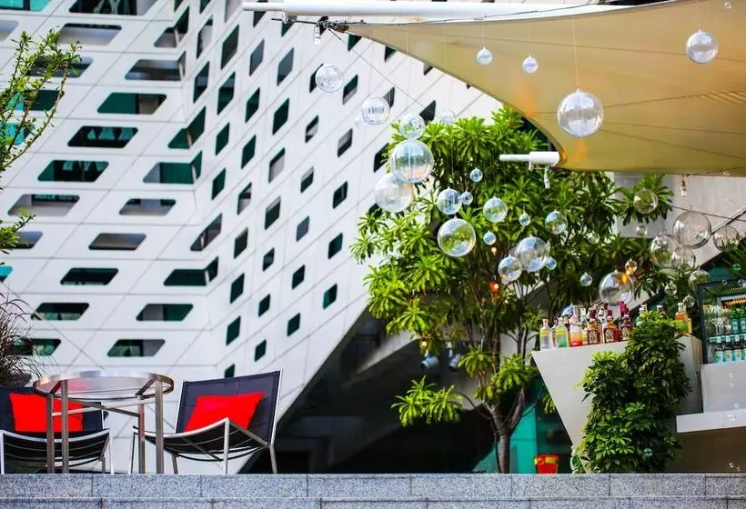 בית מלון כפרי Lit Bangkok