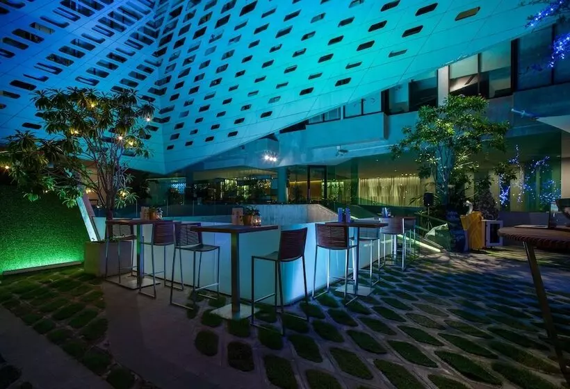 בית מלון כפרי Lit Bangkok