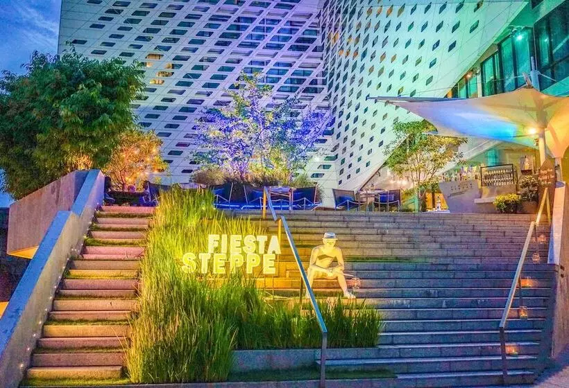 בית מלון כפרי Lit Bangkok