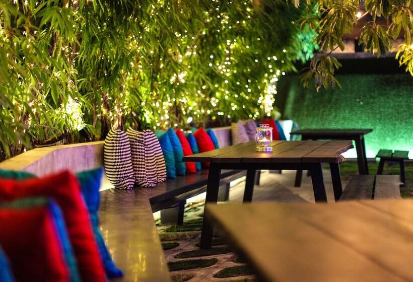 בית מלון כפרי Lit Bangkok