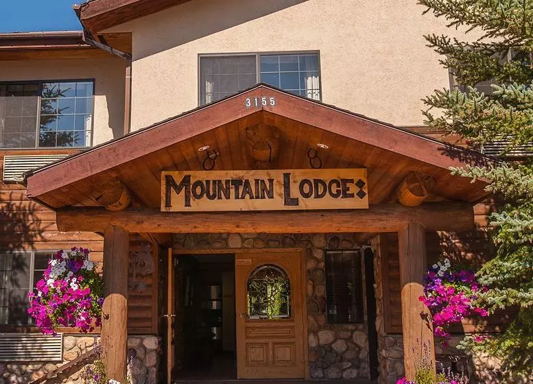 ホテル Steamboat Mountain Lodge