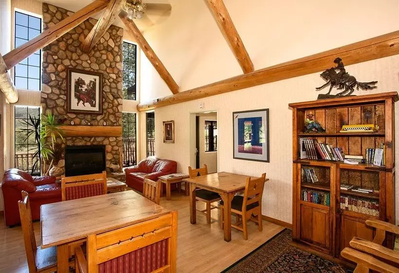 ホテル Steamboat Mountain Lodge