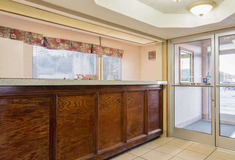 汽车旅馆 Super 8 By Wyndham Antioch/nashville South East