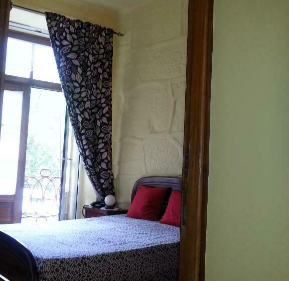 اقامتگاه Caldeira Guest House