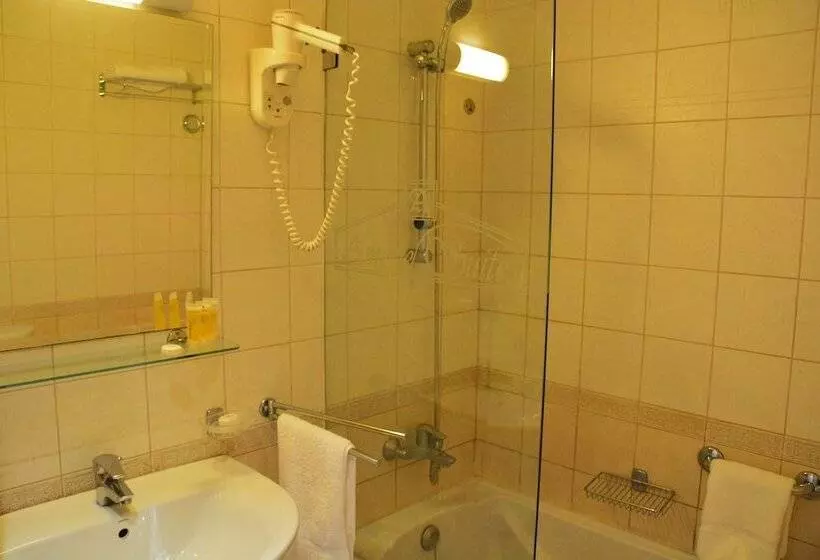 Amerie Suites Hotel