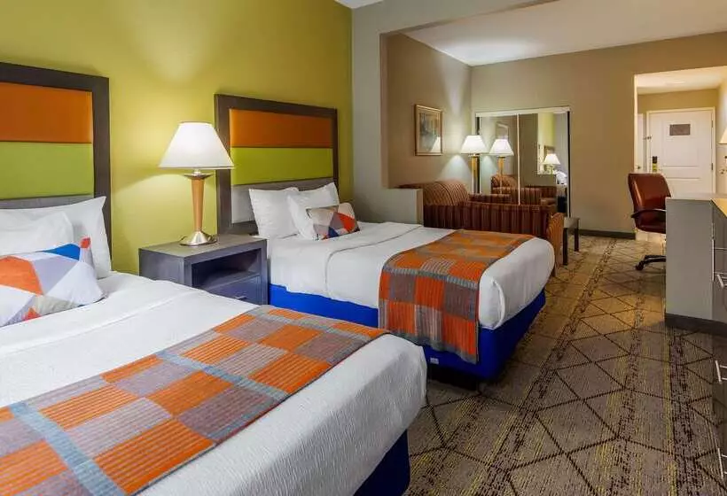 ホテル Best Western Plus Newport News