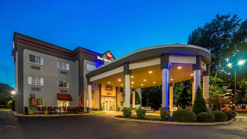 ホテル Best Western Plus Newport News