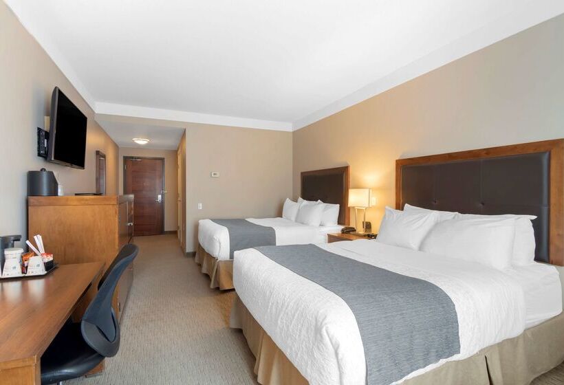 هتل Best Western Plus Revelstoke