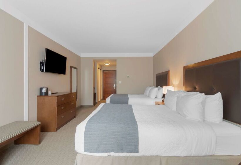 هتل Best Western Plus Revelstoke