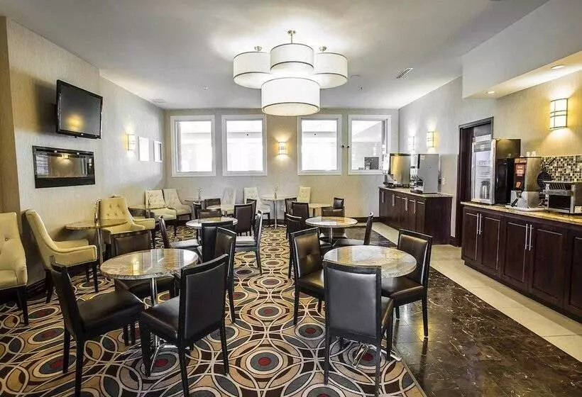 Comfort Hotel Bayer S Lake