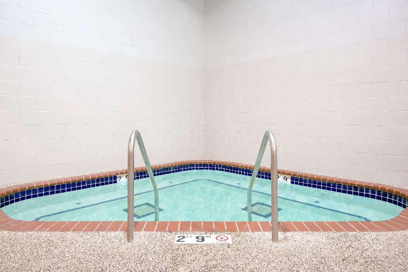 فندق Days Inn By Wyndham St Cloud