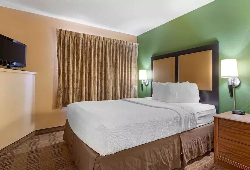 בית מלון כפרי Extended Stay America Suites Cincinnati Blue Ash Reed Hartman