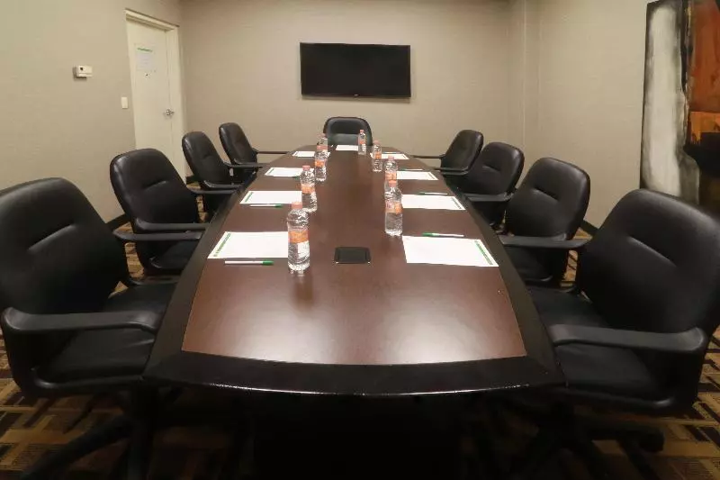 Отель Holiday Inn Reynosa Industrial Poniente, An Ihg