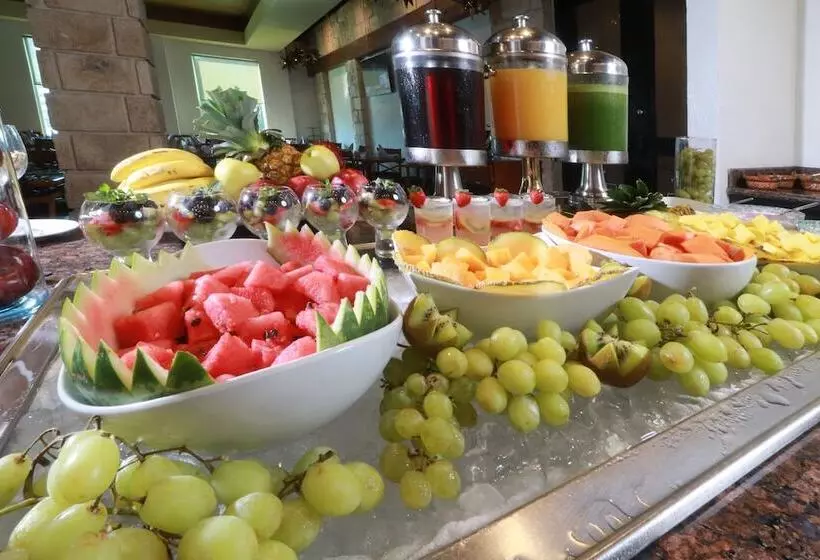 Отель Holiday Inn Reynosa Industrial Poniente, An Ihg