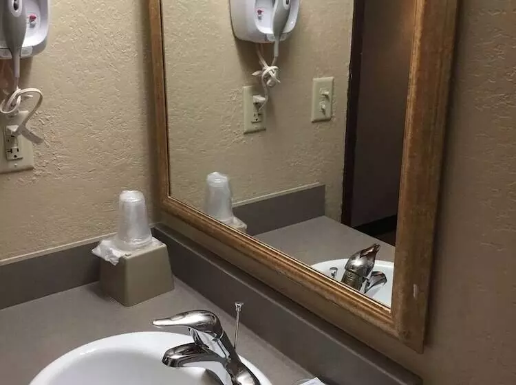 ホテル Rodeway Inn & Suites Kearney