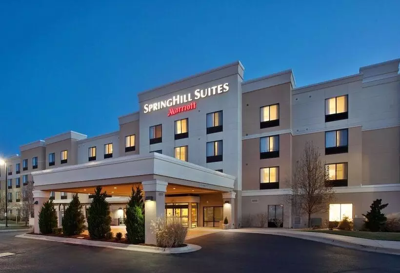 فندق Springhill Suites By Marriott Wichita East At Plazzio