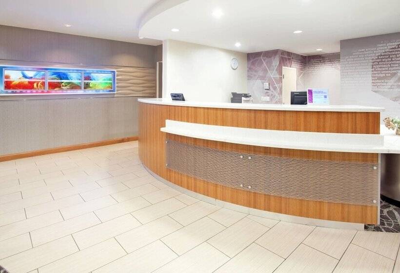 فندق Springhill Suites By Marriott Wichita East At Plazzio