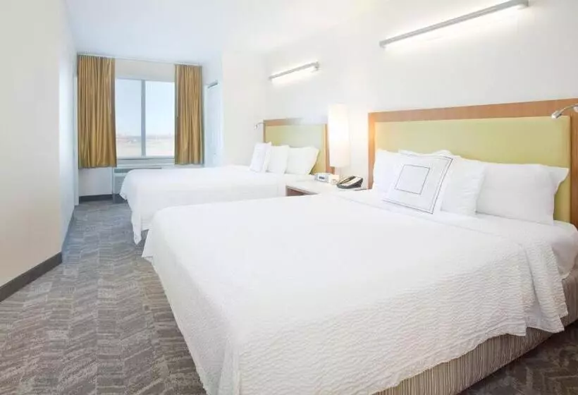 فندق Springhill Suites By Marriott Wichita East At Plazzio