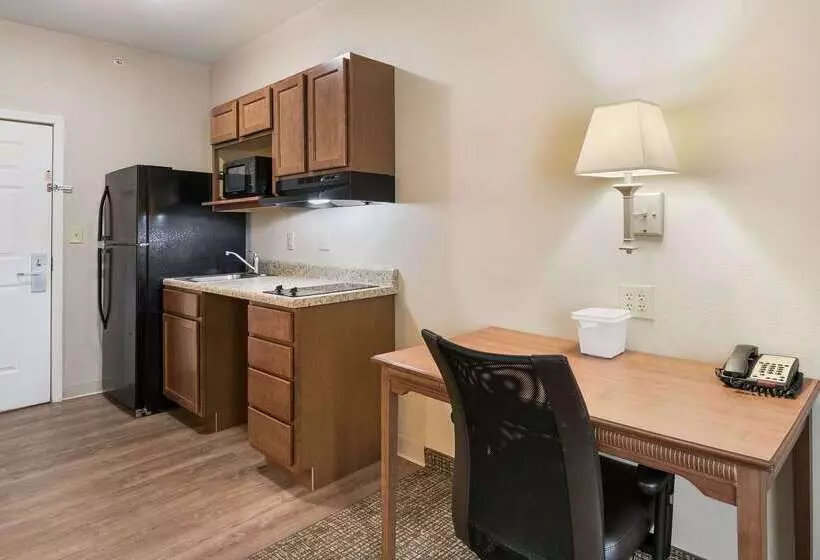 酒店 Suburban Studios Waterloo