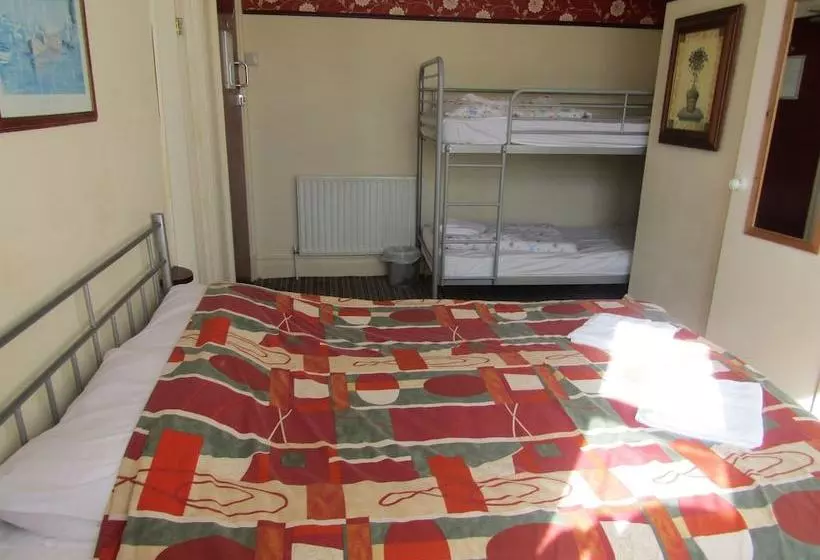 ホテル The Caroldene