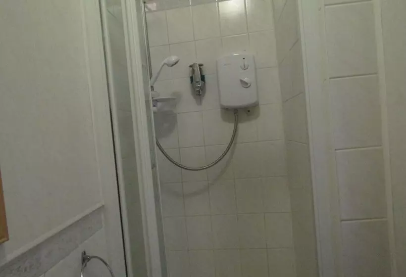 ホテル The Caroldene