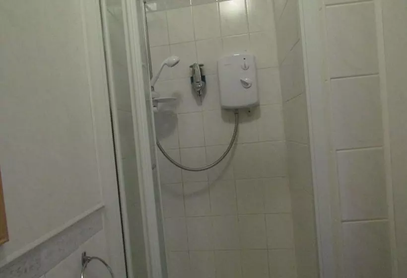 ホテル The Caroldene