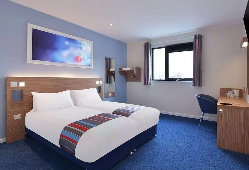 Отель Travelodge Aberdeen Central Justice Mill Lane