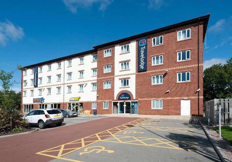 Отель Travelodge Warrington Gemini