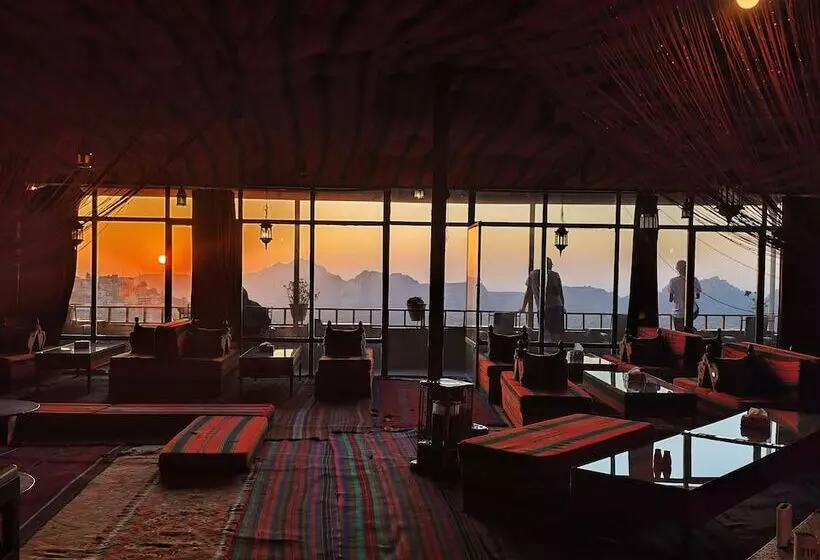 Rocky Mountain Hotel